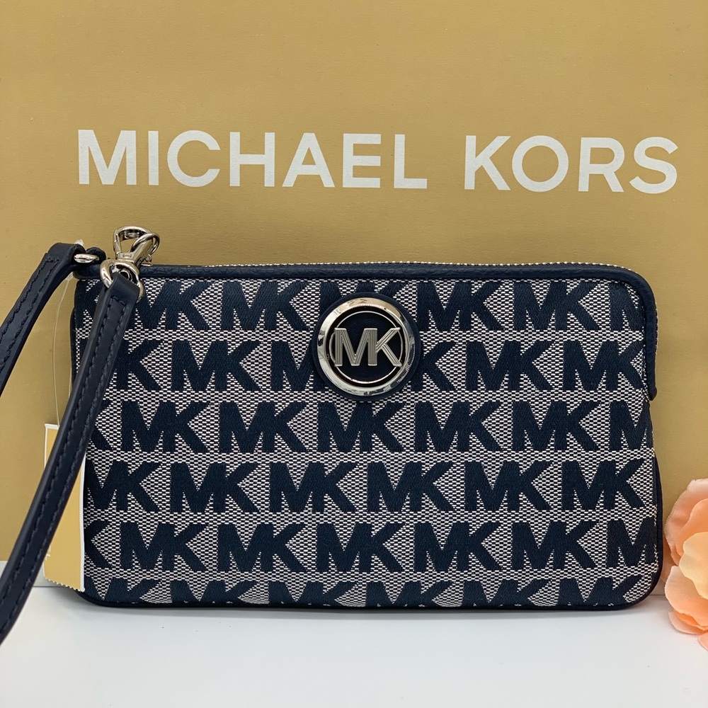 MICHAEL KORS BEDFORD LG EW TZ TOTE &Lg TZ Wristlet - Picture 11 of 11